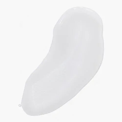 texture lait blanc lotion visage fond blanc
